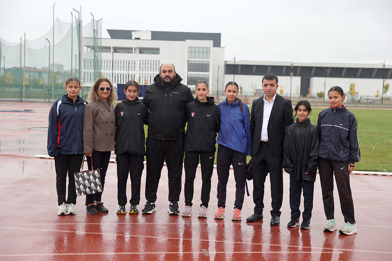 aa-20251013-39397169-39397162-devlet-himayesindeki-mevlude-galatasarayin-basarisi-icin-ter-dokecek.jpg