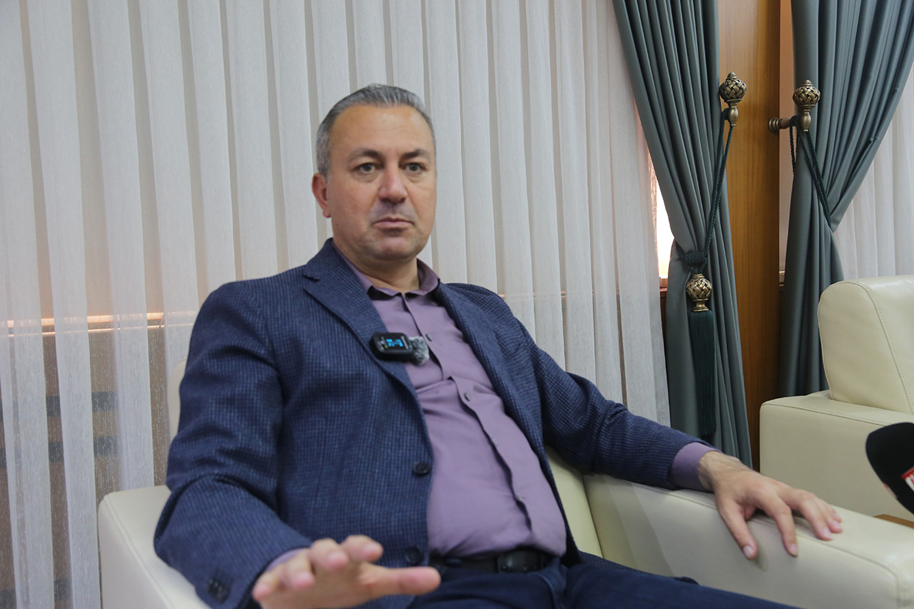 oguz7131.jpg