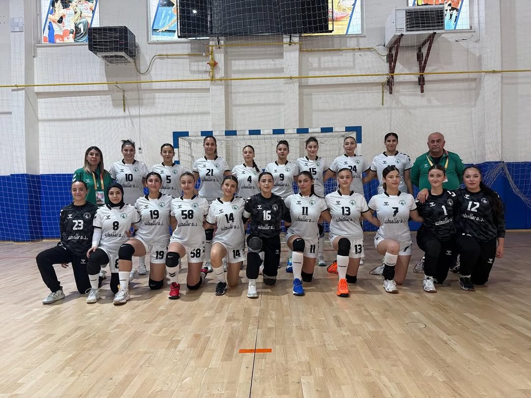 sivas-belediyespor-hentbol-2-001.jpg