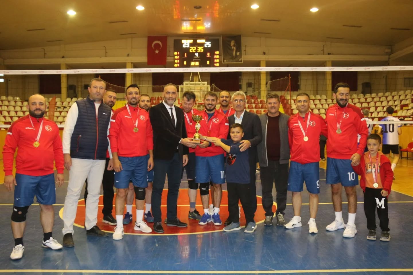 kamu-spor-oyunlari-voleybol-3.jpg