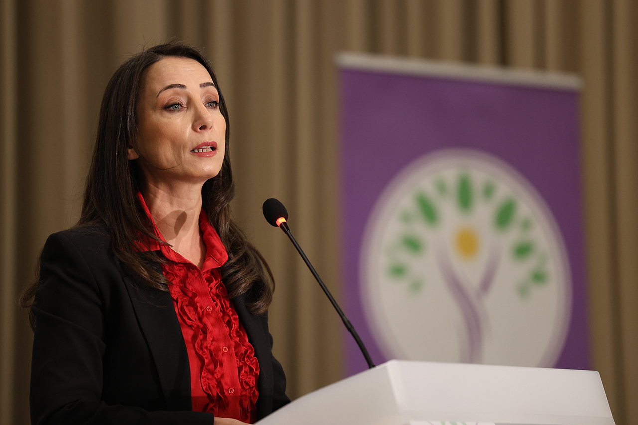 dem-partili-bakirhan-surec-yasalarla-984456-292232.jpg