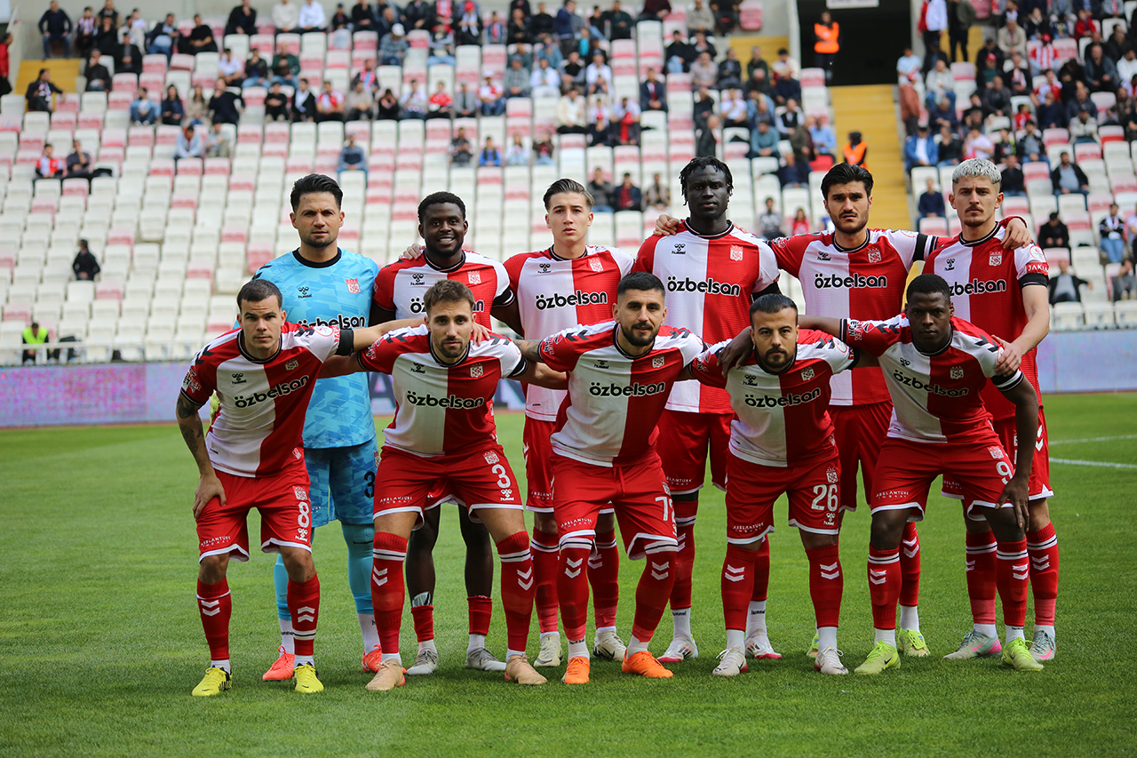 sivasspor-galibiyet-1.jpg