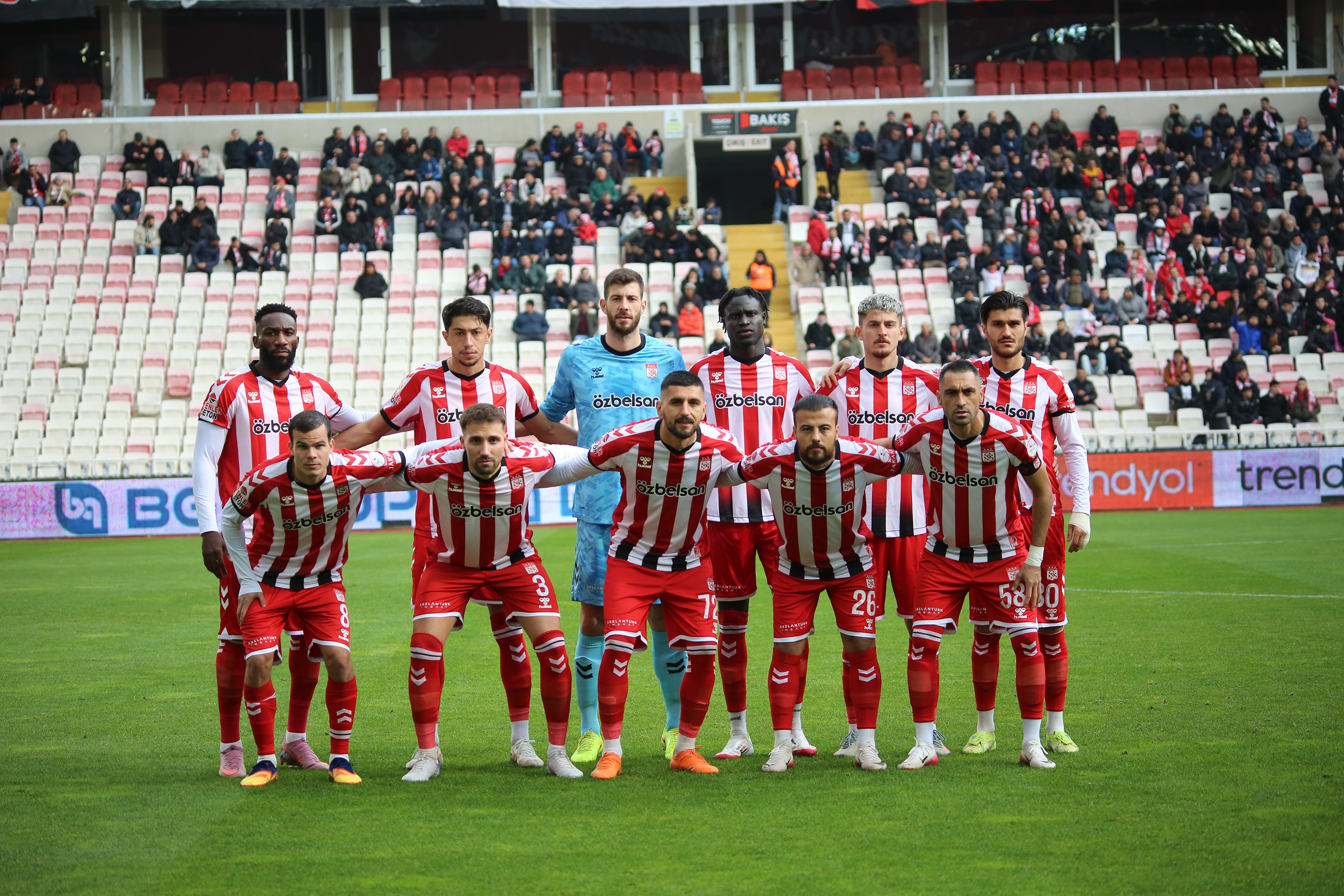 tso-baskani-ozdemir-sivasspor-3.jpg