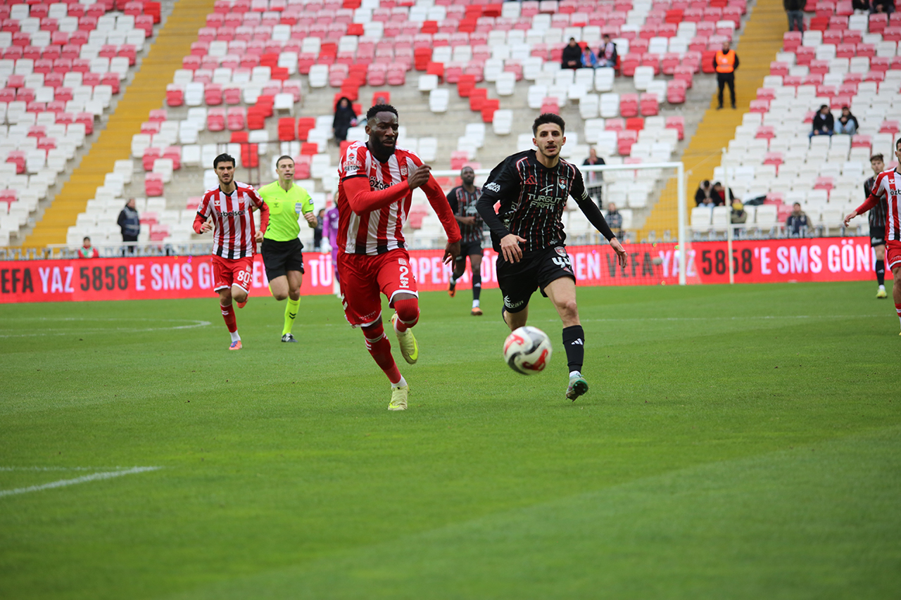 sivasspor-galibiyet-hasreti-2.jpg