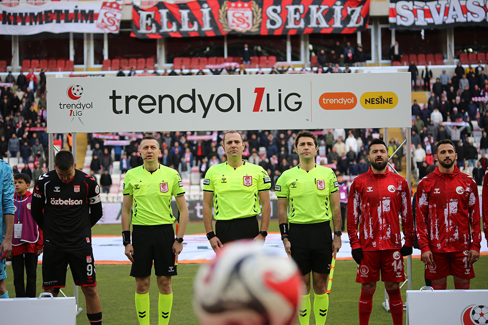 sivasspor-hakem-aciklama-tepki-2.jpg