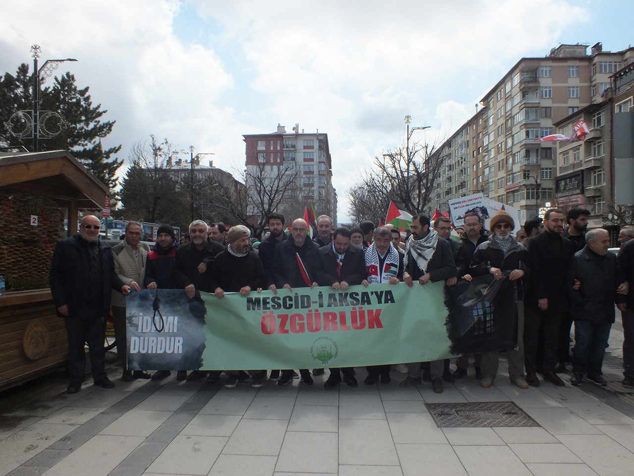 aa-20260411-41081098-41081092-sivasta-mescidi-aksaya-ozgurluk-eylemi-duzenlendi.jpg