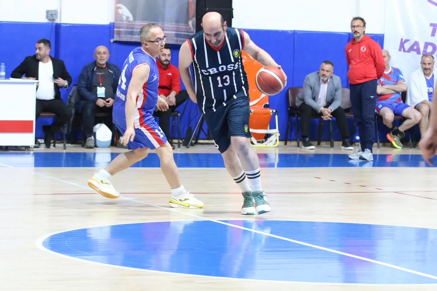 veteranlar-basketbol-3.jpg