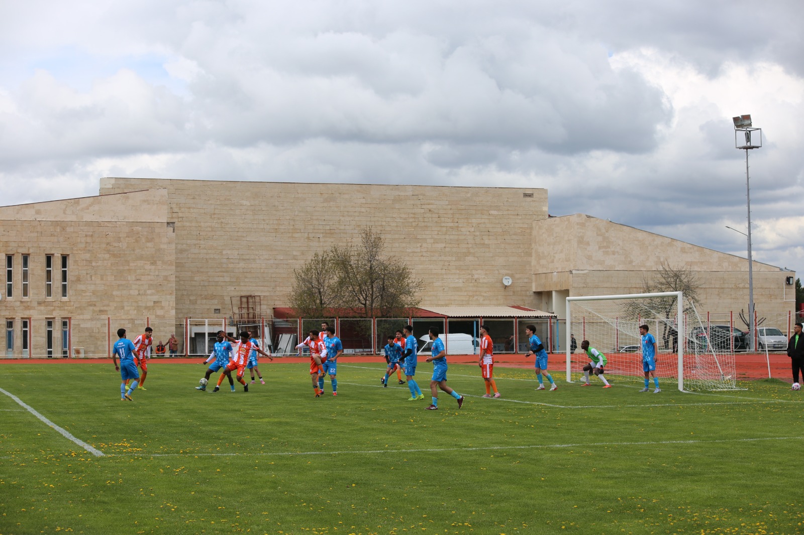 scu-rektorluk-kupasi-futbol-1.jpg