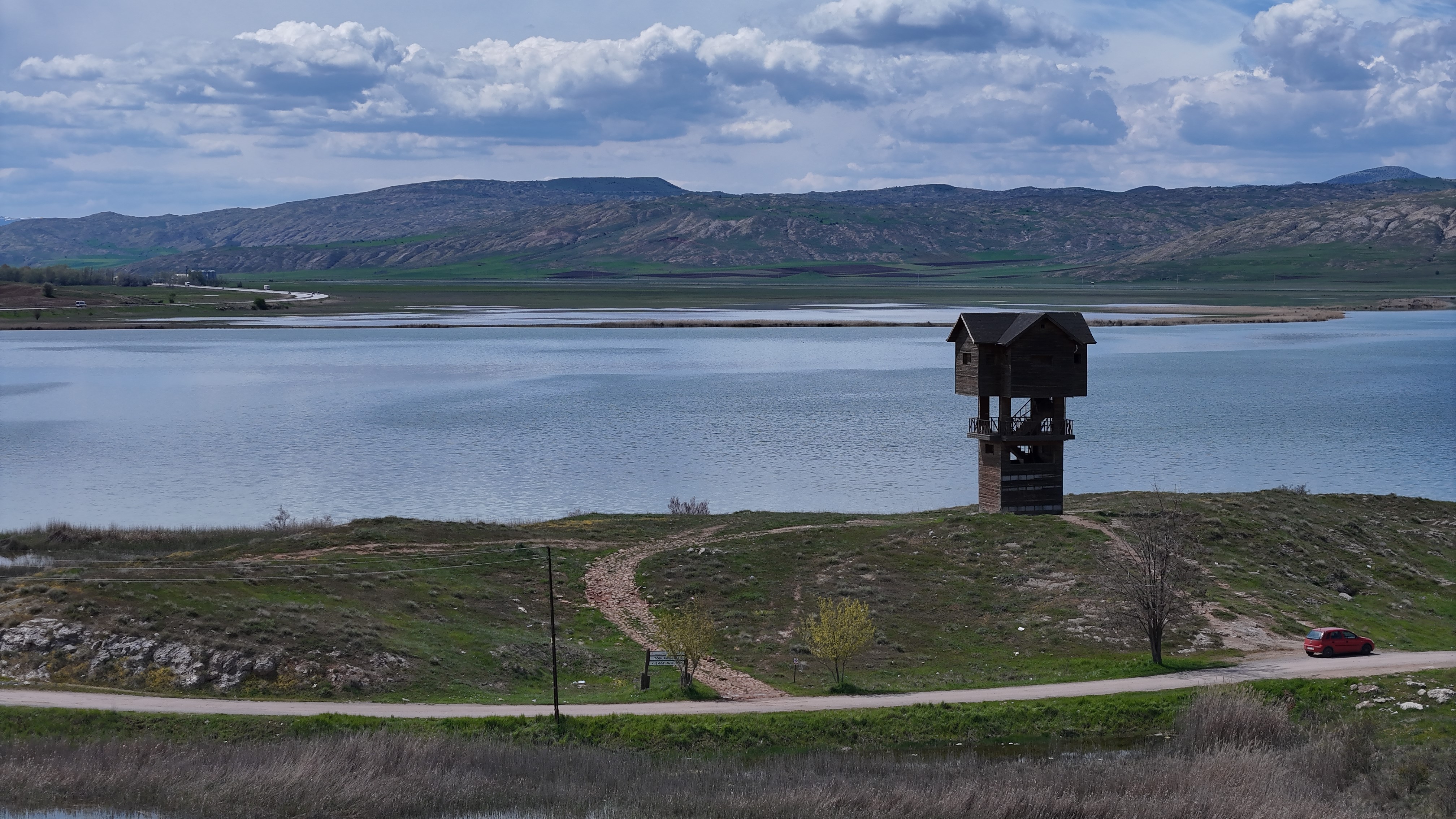 aw702040-04.jpg