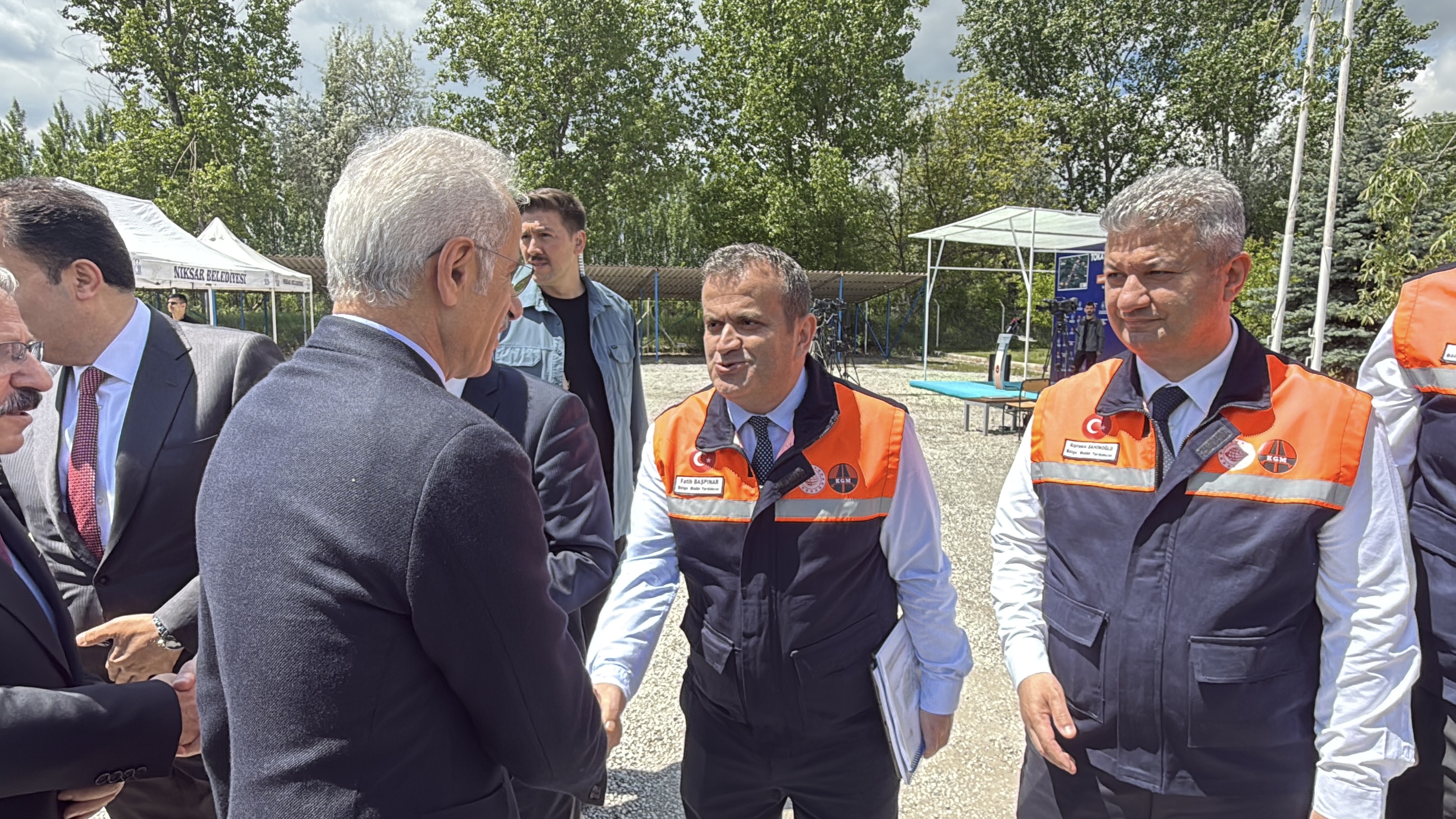 bakan-uraloglu-tokat-niksar-kara-yolu-i-1314560-390715.jpg