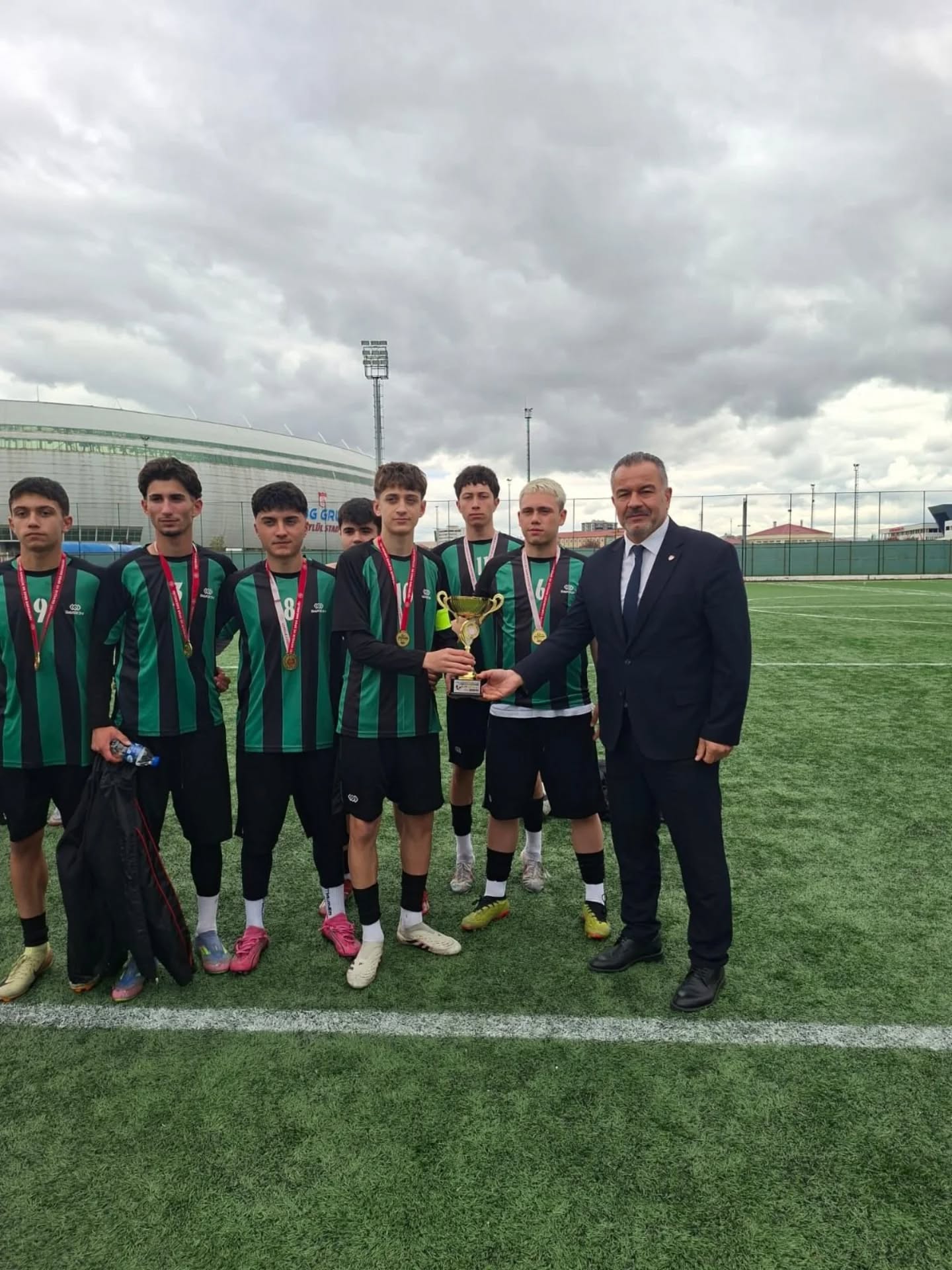 sokaklar-bizim-5x5-futbol-turnuvasi-2.jpg
