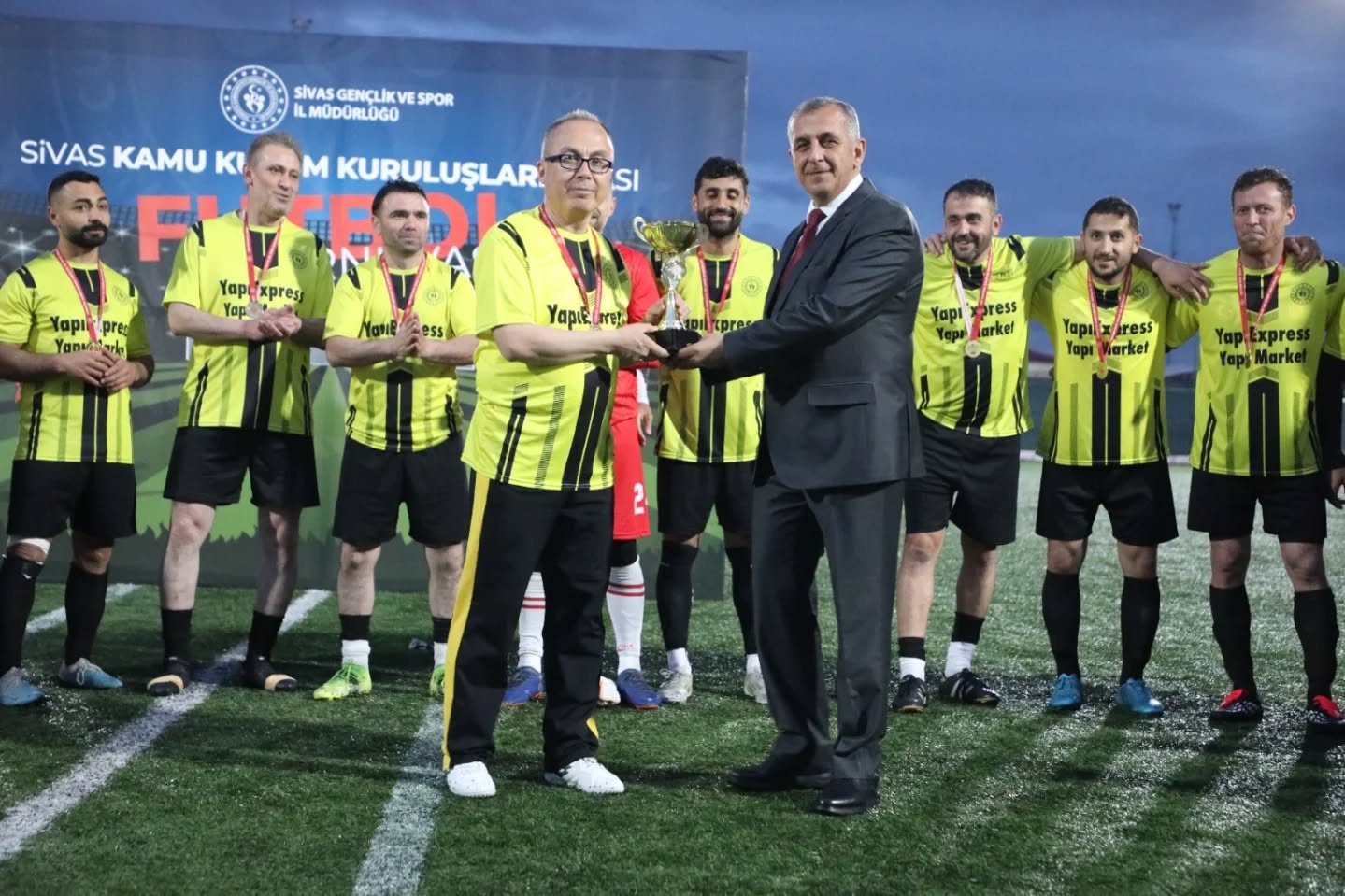 kurumlar-arasi-futbol-turnuvasi-2.jpg