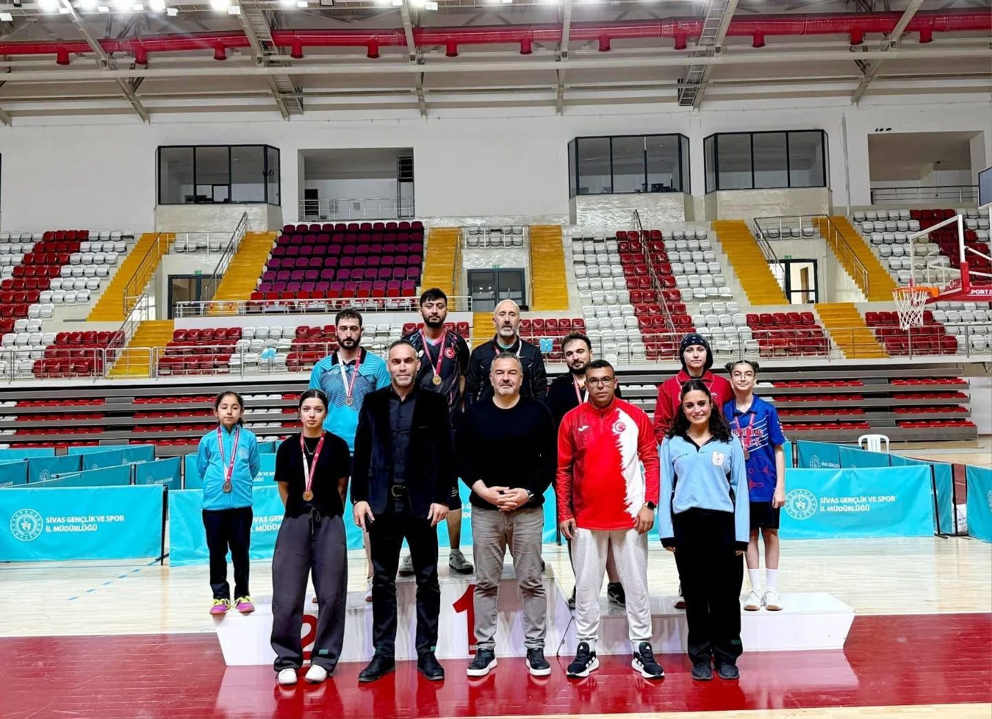 masa-tenisi-turnuva-2.jpg