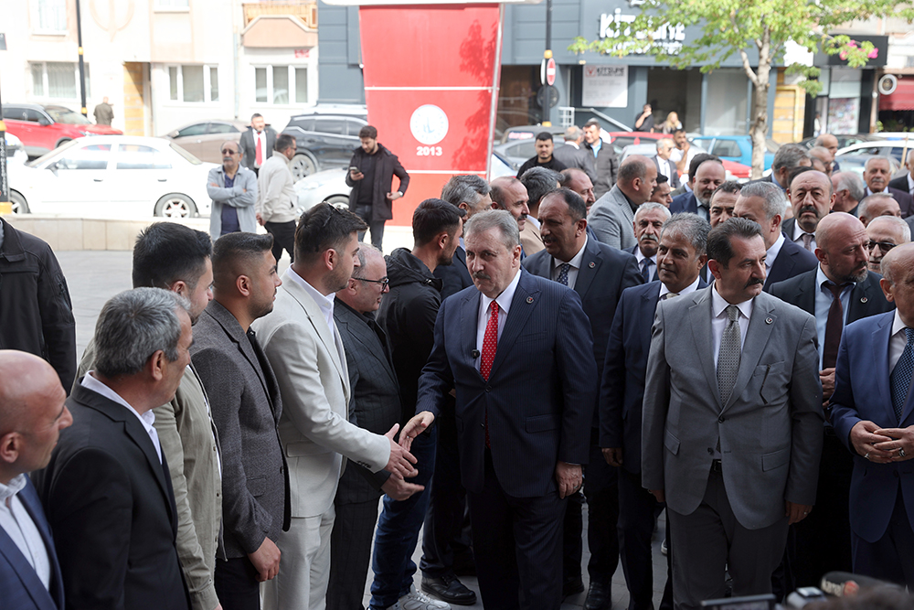 aa-20260530-41534362-41534359-bbp-genel-baskani-destici-sivasta.jpg