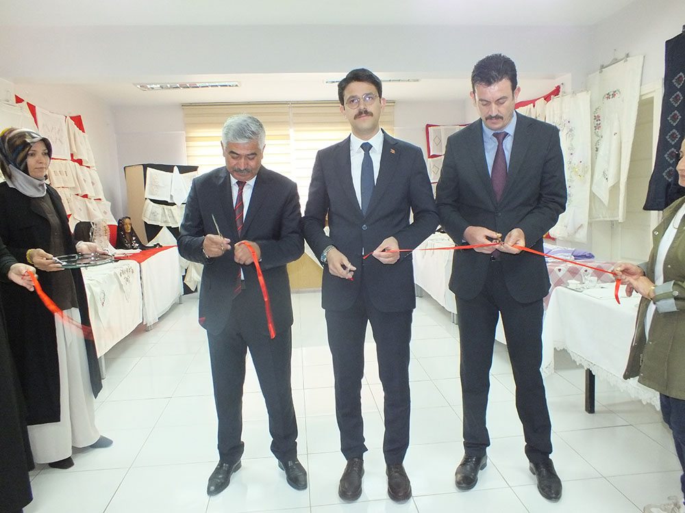aa-20260603-41562079-41562074-ulasta-el-sanatlari-sergisi-acildi.jpg