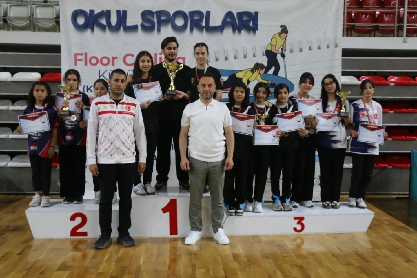 curling-turkiye-sampiyonasi-sivas-1.jpg
