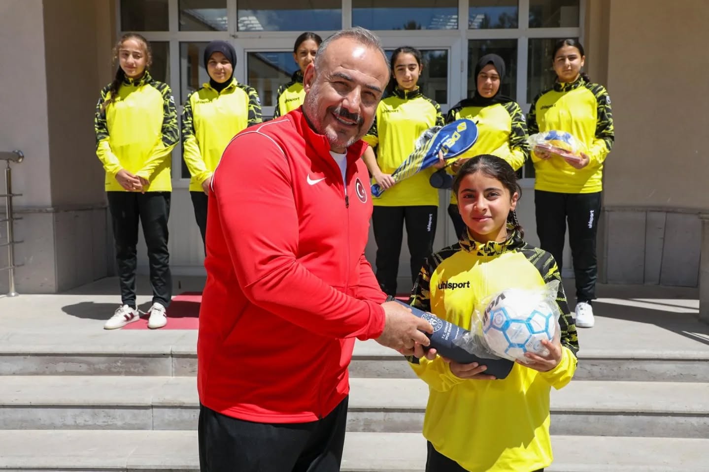 yildizeli-kavak-koyu-spor-malzemesi-2.jpg