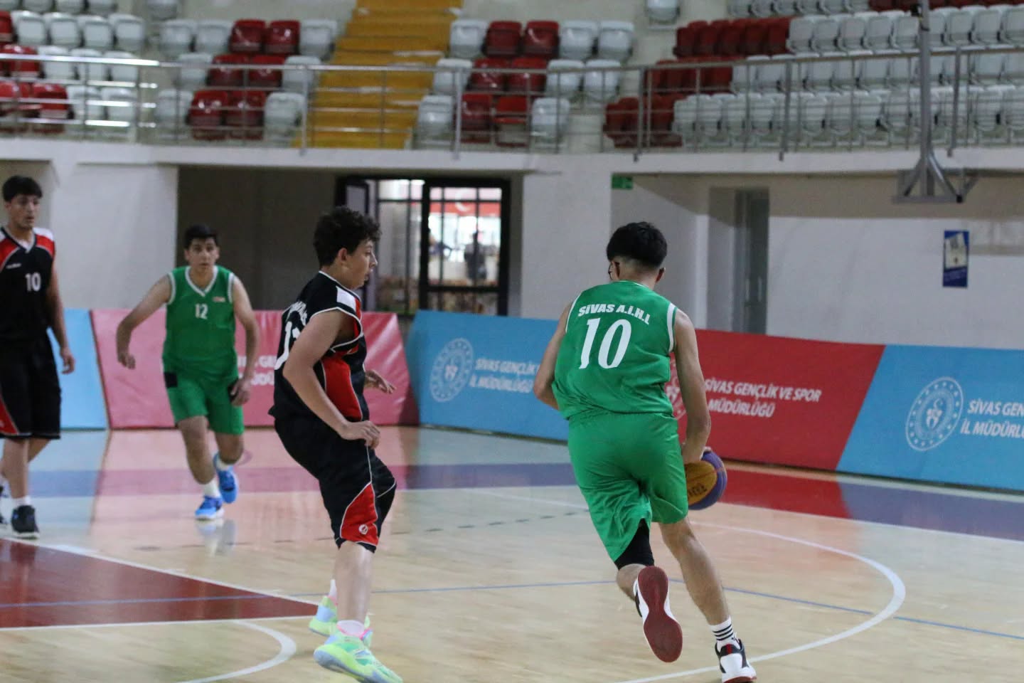 basketbol-3x3-kucukler-b-1.jpg