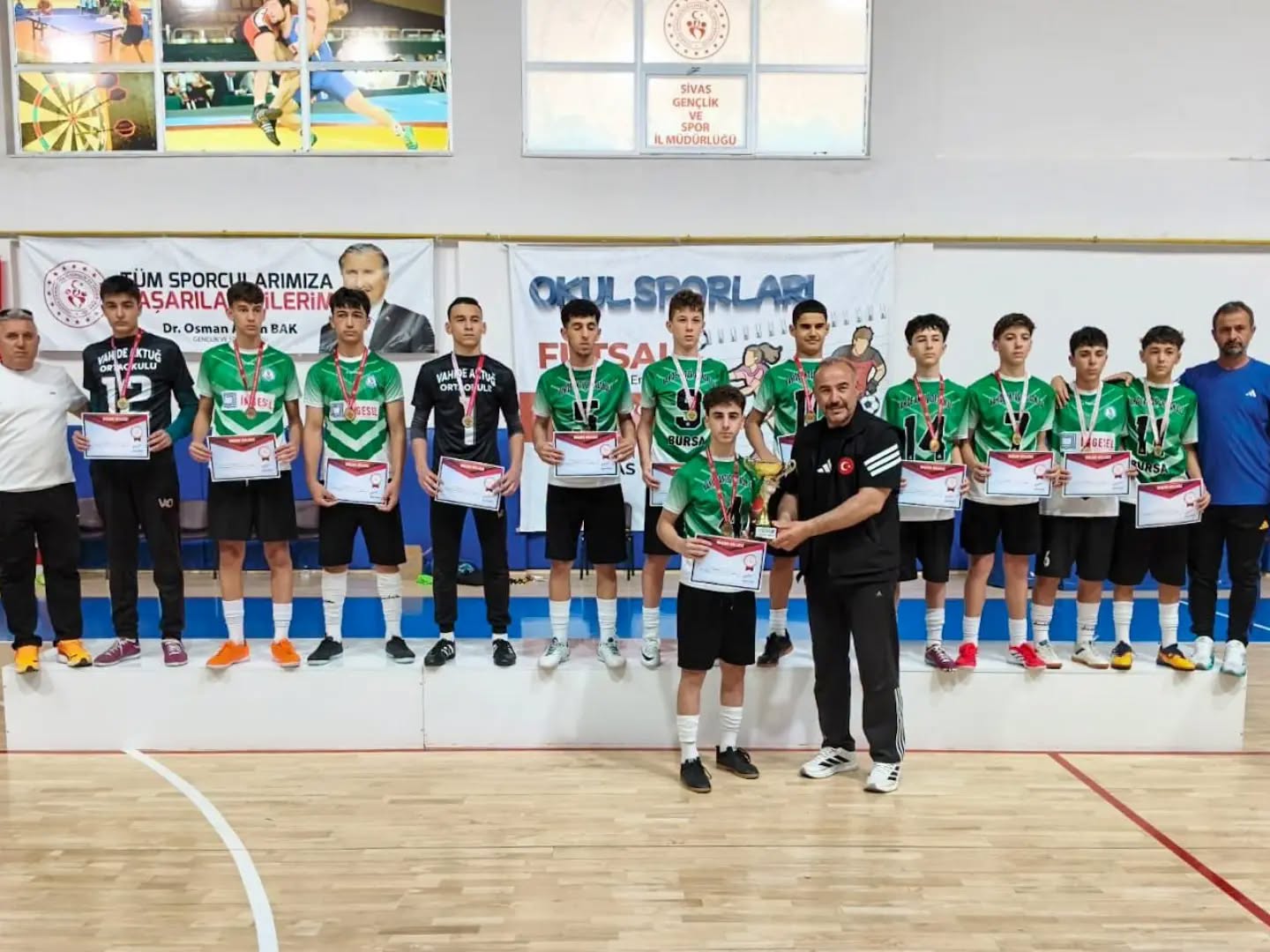futsal-yildizlar-sampiyona-2.jpg