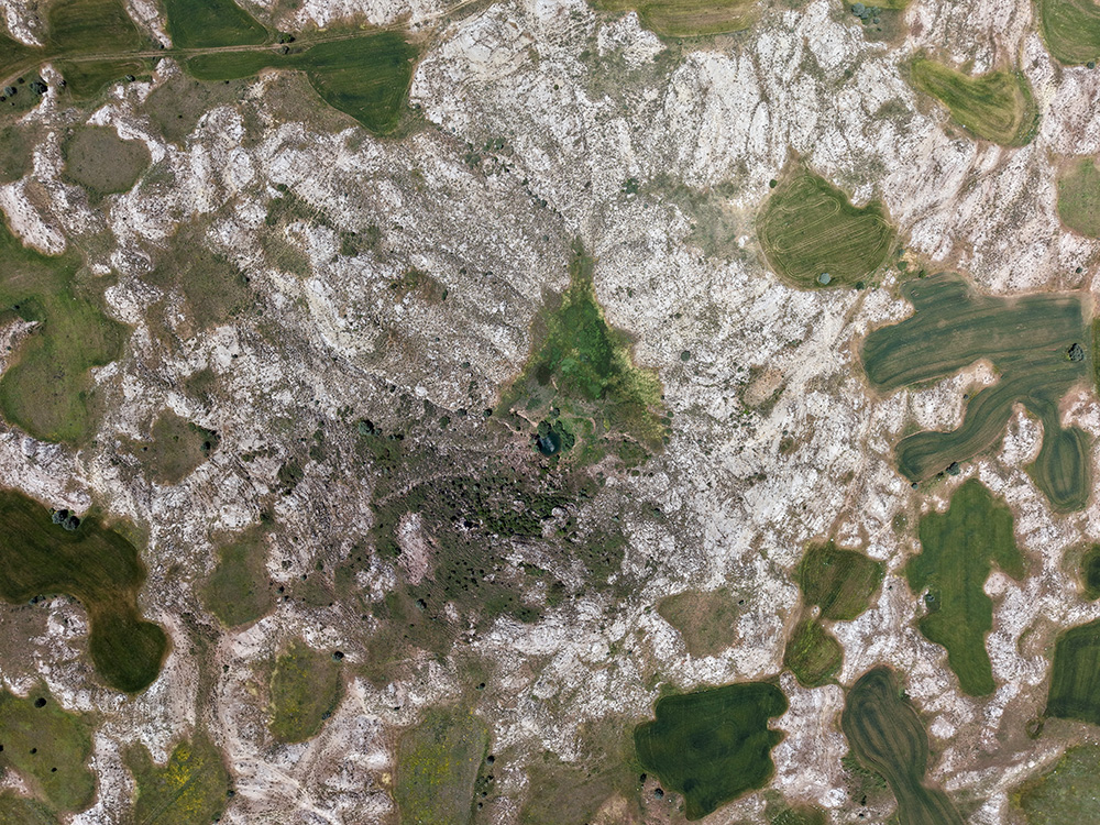 aa-20260625-41782496-41782491-sivasta-obruklar-ve-tabanindaki-gol-dronla-goruntulendi.jpg
