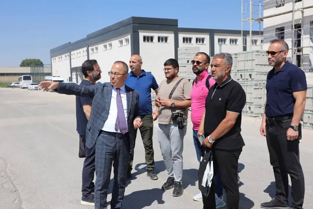 genclikspor-tesisler-gezi-3.jpg