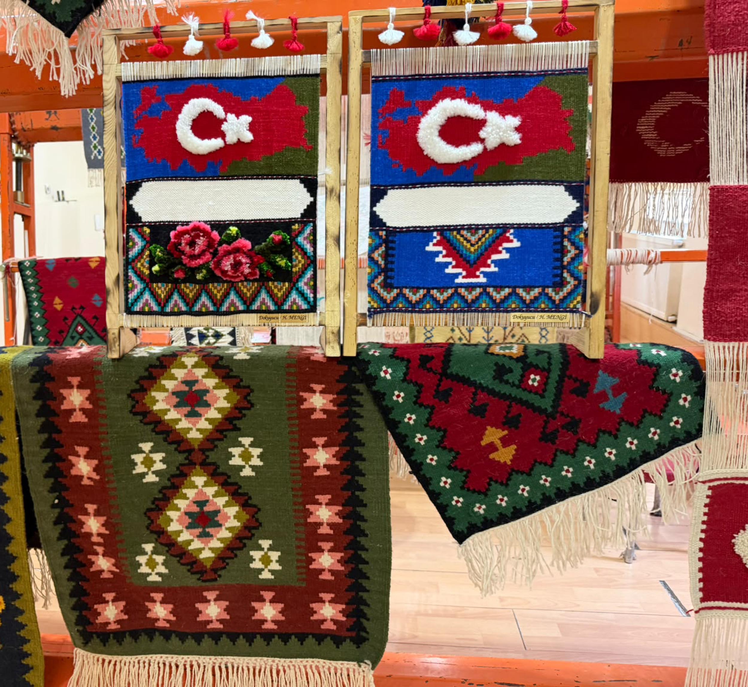 minyatur-tezgahlarla-dokuma-sanatini-gen-1417288-421229.jpg