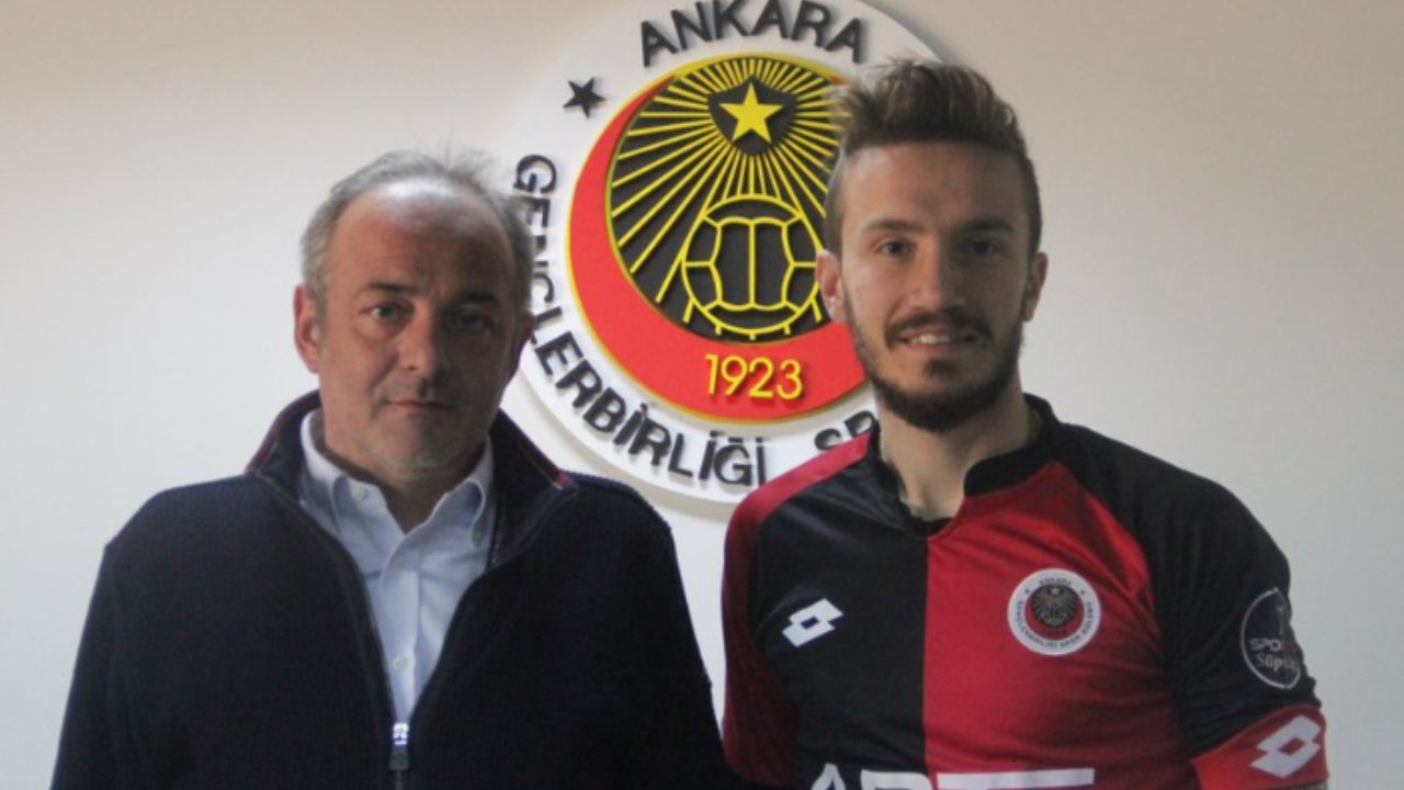 anil-karaer-kimdir-esi-hale-keles-futbol-kariyeri-ve-uvey-kizi-esen-matras-1.jpg
