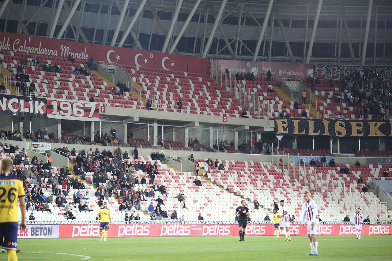 sivasspor-kombine-1.jpg