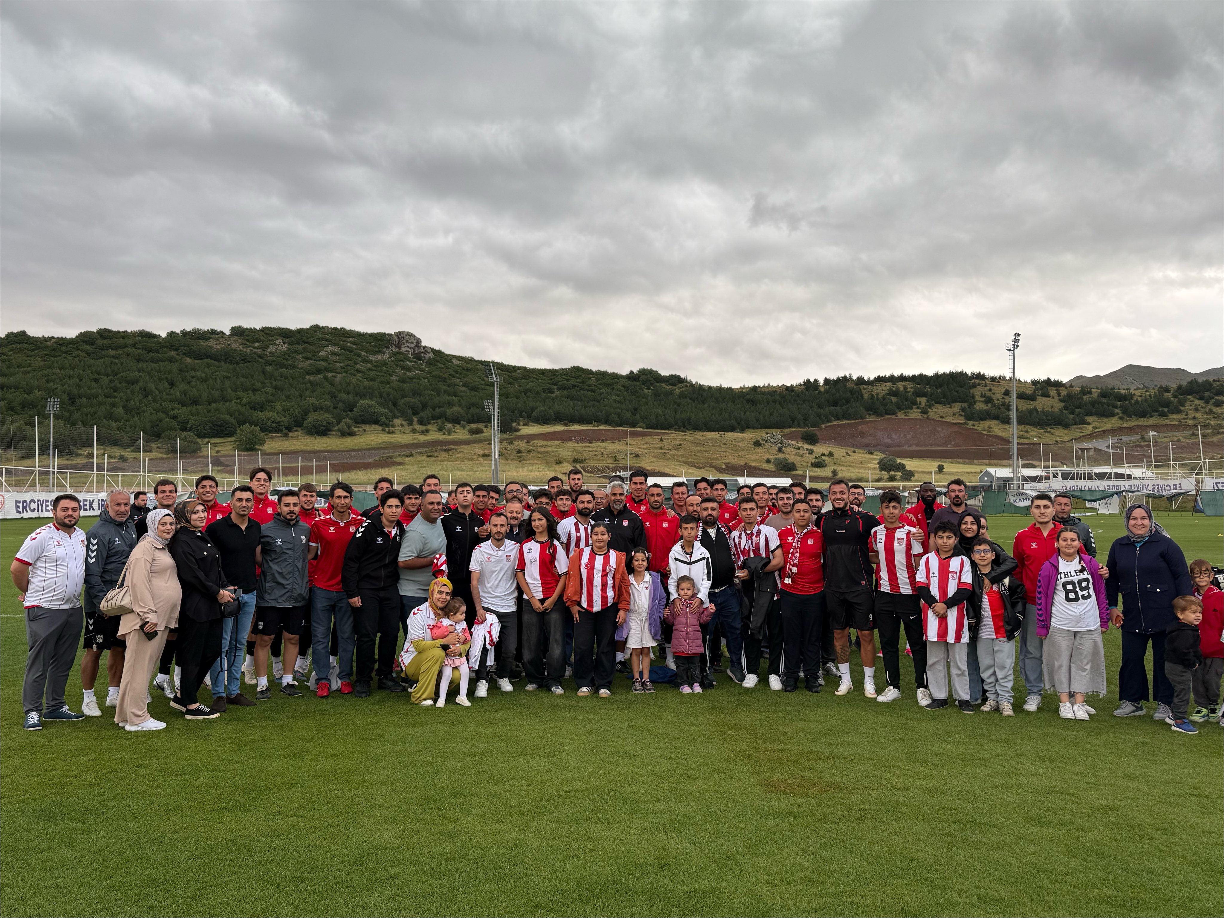 sivasspor-taraftar-kamp-2.jpg