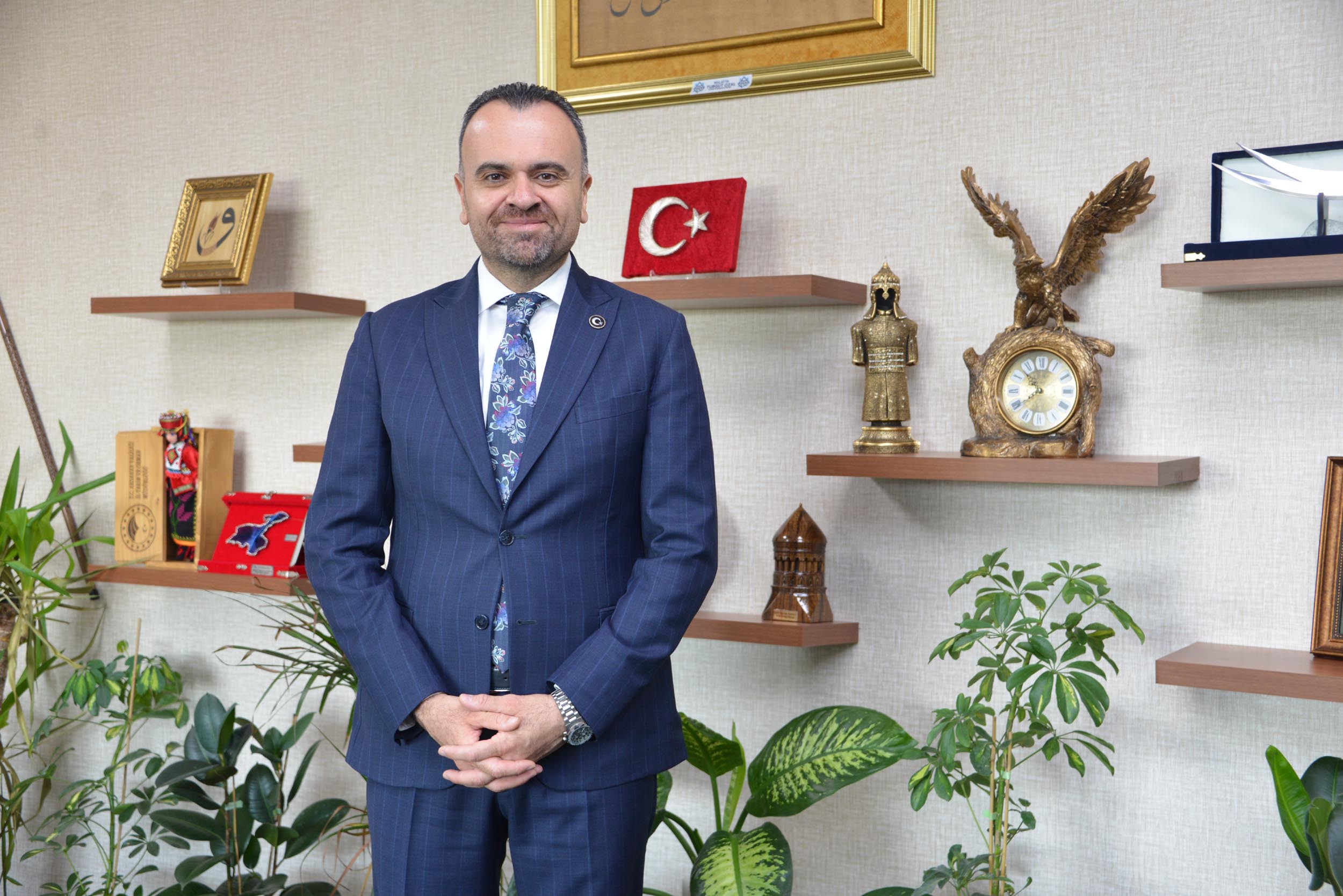 yapay-zeka-ve-teknolojiyle-gencler-tarim-1434084-426271-1.jpg