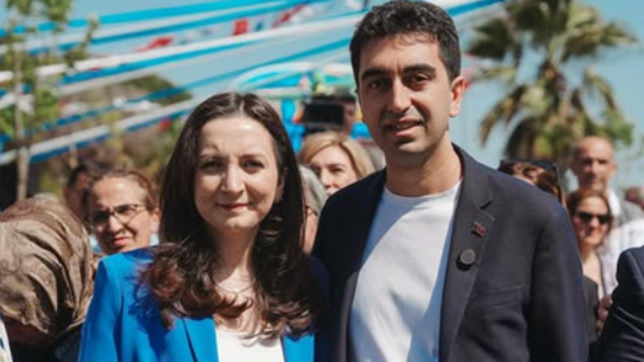 eren-ali-bingol-aslen-nereli-esi-ve-babasi-kim-tuzla-belediye-baskani-ak-partiye-gecti.jpg