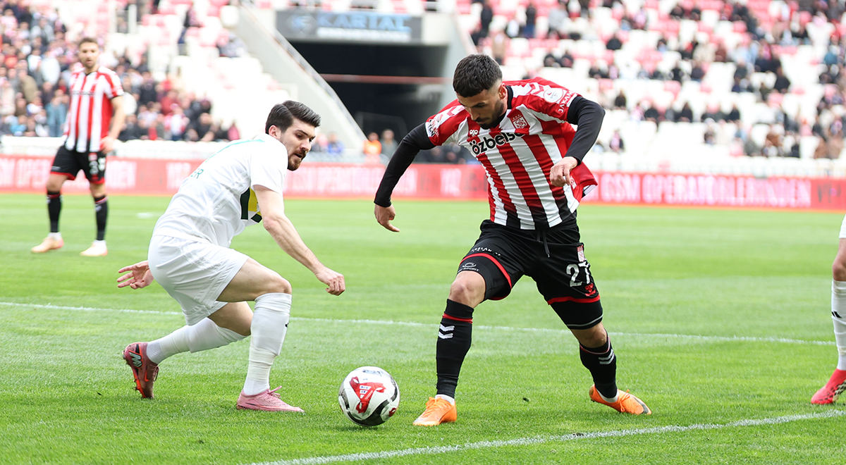 sivasspor-esenler-erokspor-randevu-2.jpeg