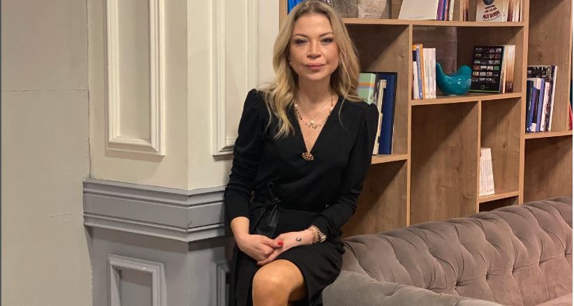 ebru-baki-halk-tvden-ayrildi-mi-neden-ayrildi-ebru-baki-neden-yok1.jpg