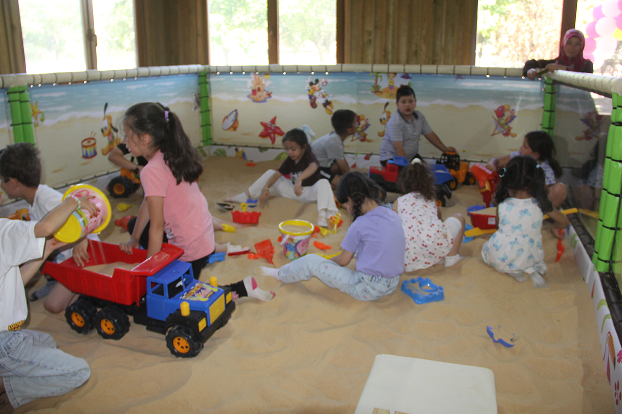 aa-20260814-42213887-42213886-zarada-cocuk-oyun-evi-acildi.jpg