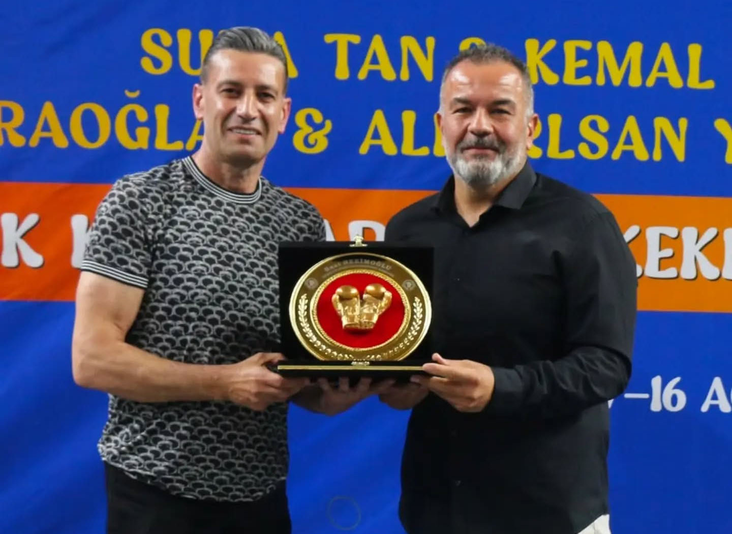 boks-sampiyona-plaket-1.jpg