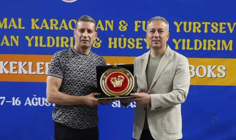 boks-sampiyona-plaket-3.jpg