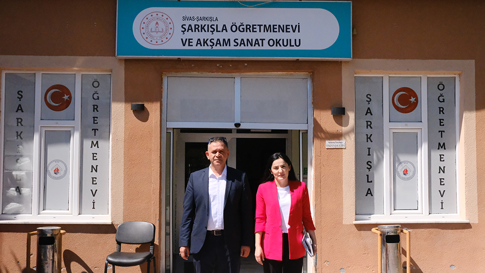 aa-20260902-42364792-42364791-sarkislada-sydv-ihtiyac-sahibi-100-haneye-gunluk-sicak-yemek-ulastiriyor.jpg