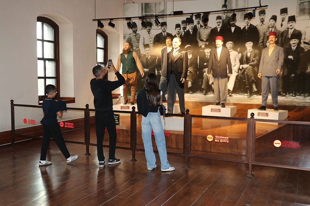 aa-20260902-42365845-42365837-sivas-ataturk-ve-kongre-muzesi-8-ayda-100-bini-askin-ziyaretci-agirladi.jpg