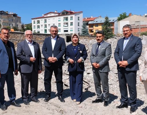 sivas-lisesi-1.jpg