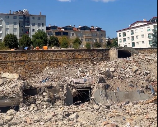 sivas-lisesi-4.jpg