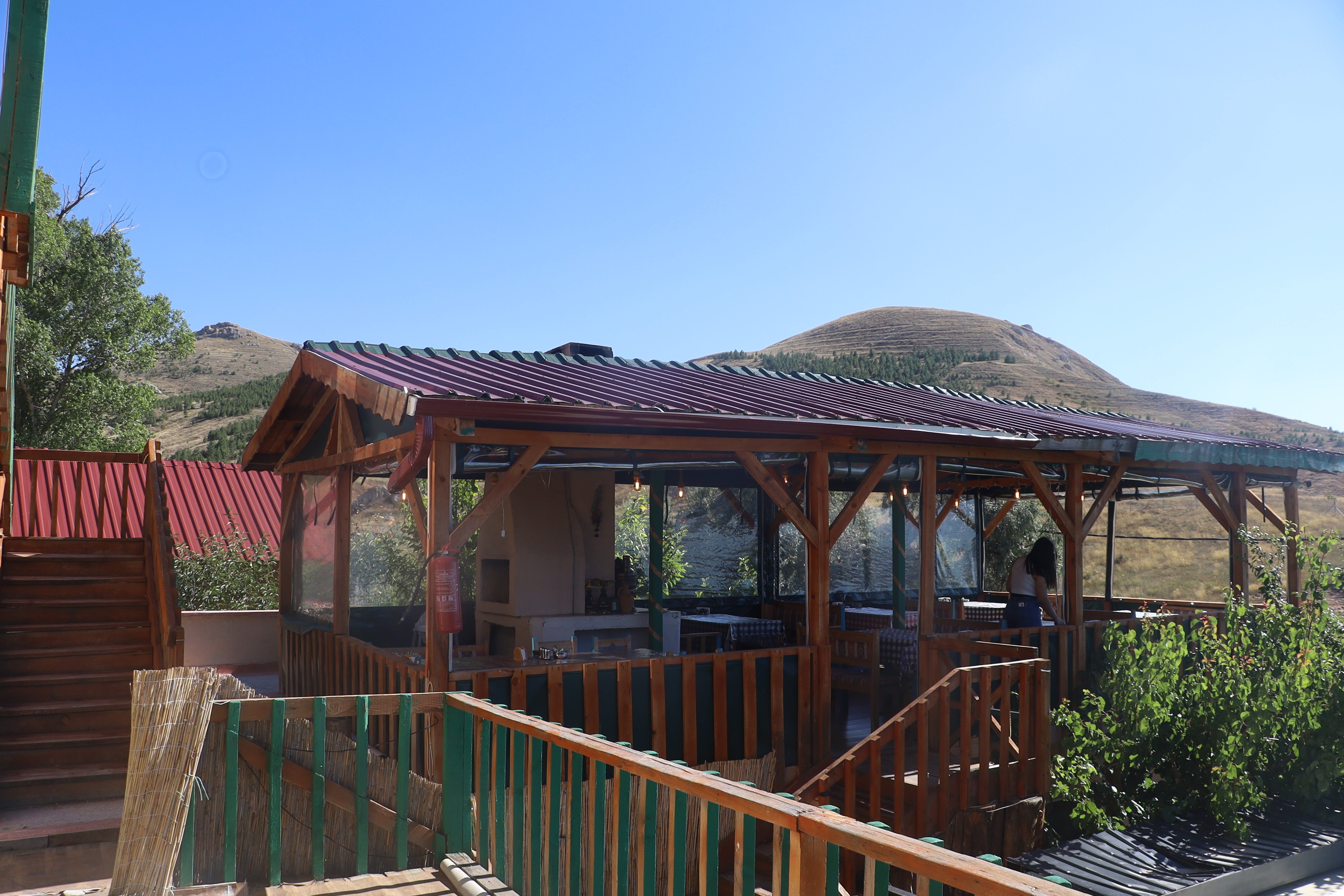 aw781170-04.jpg