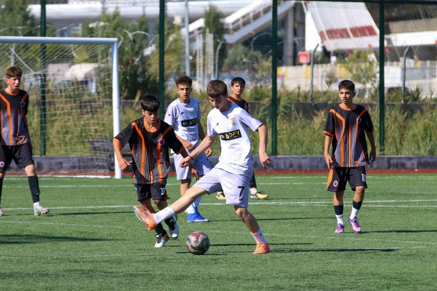 u-15-futbol-turnuvasi-sivas-3.jpg