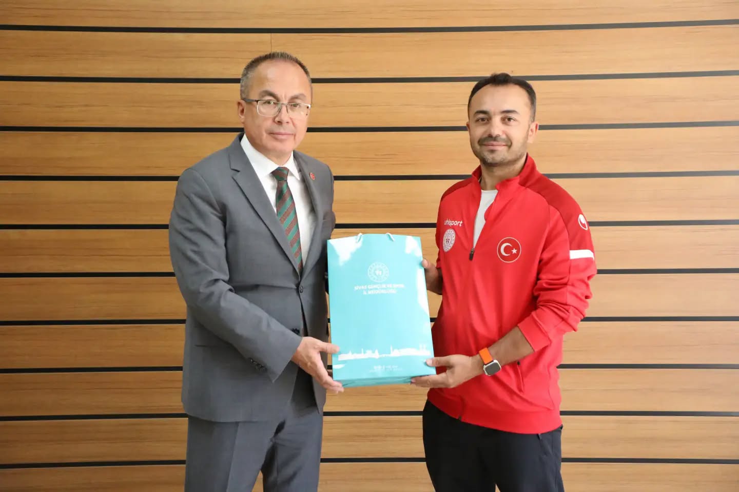 basarili-sporcular-ziyaret-2.jpg