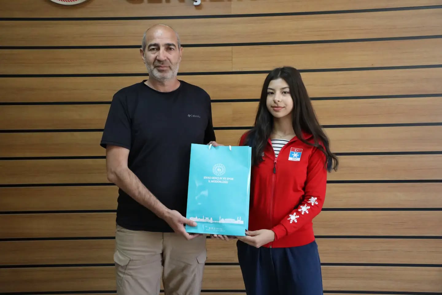 sporcular-genclikspor-ziyaret-1.jpg