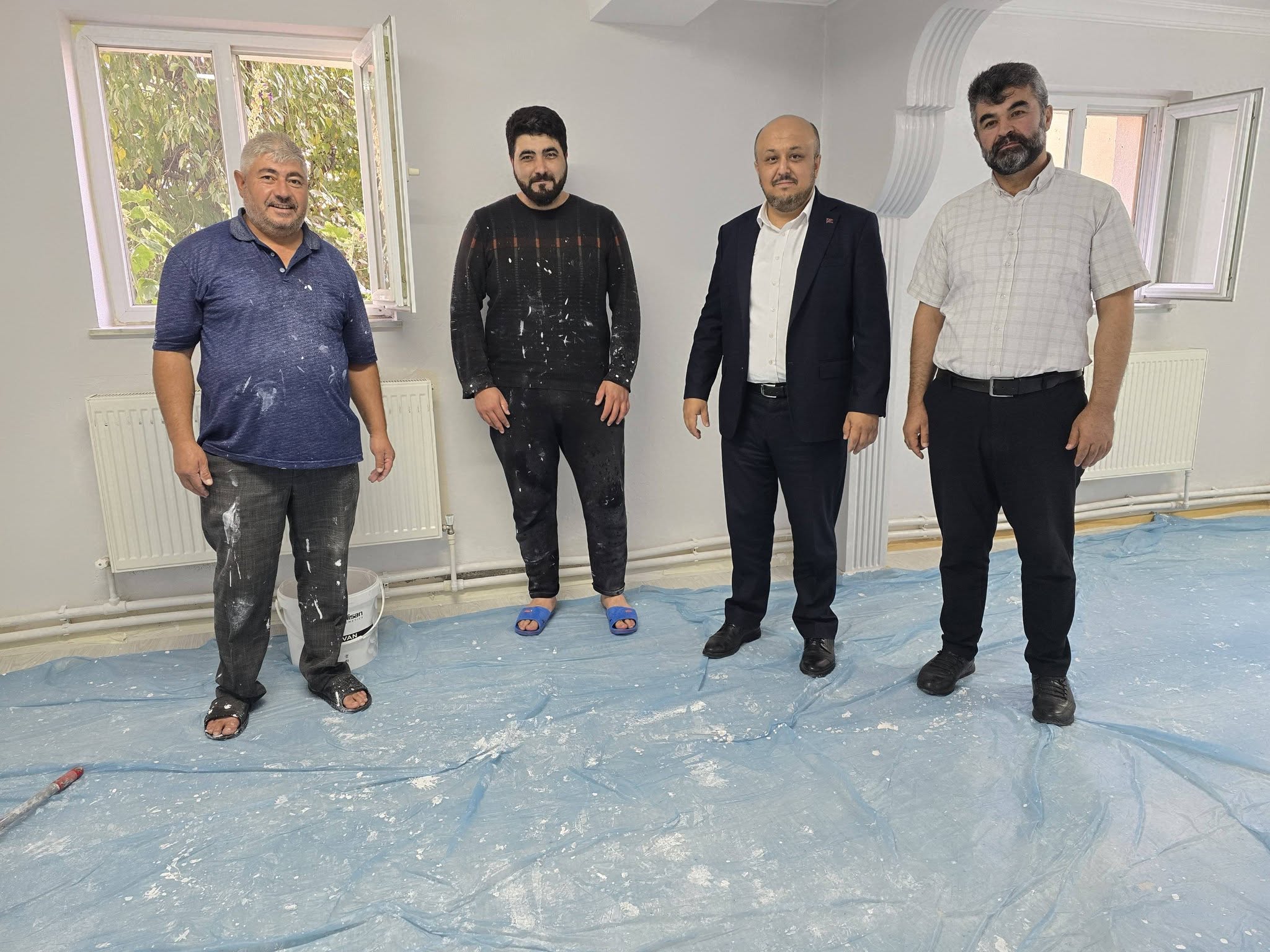 aa-20260918-42503821-42503819-ulasta-din-gorevlileri-kuran-kursu-binasini-gonullu-onardi.jpg