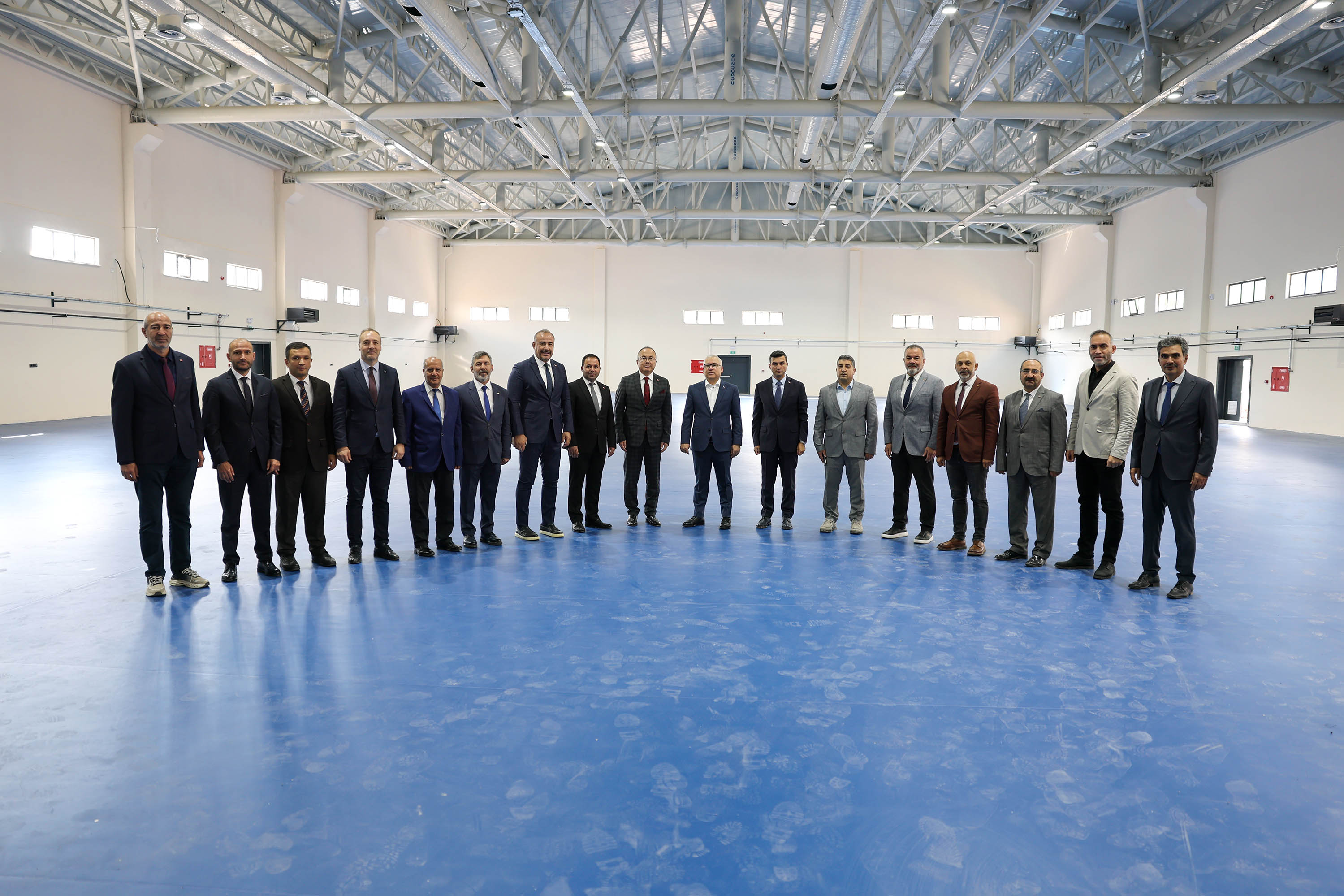 genclikspor-olimpiyat-merkezi-ziyaret-2.jpg