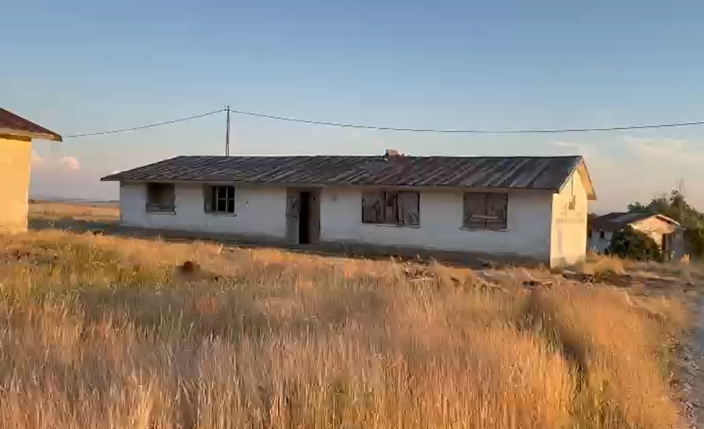 50-yillik-okul-binasini-imece-usulu-yeni-1524588-453583.jpg