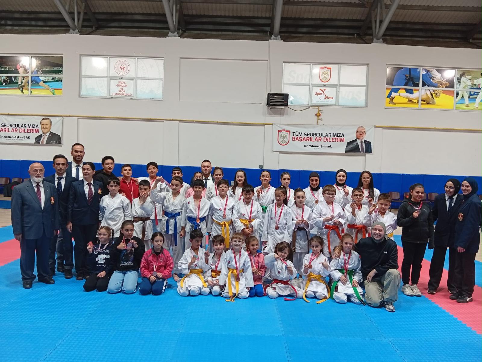 karate-il-sampiyonasi-2.jpeg