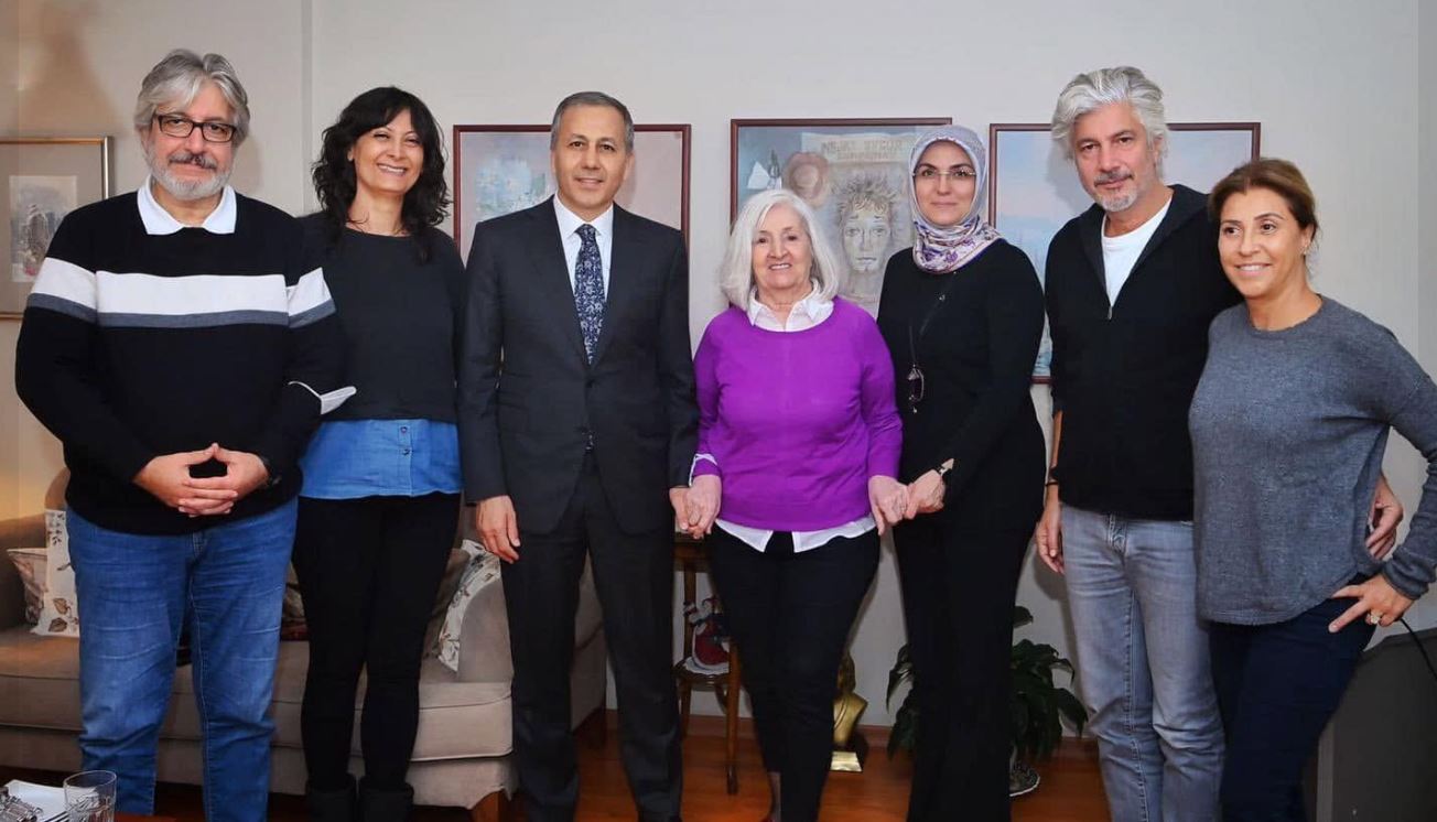 nejat-uygurun-esi-necla-uygur-kac-yasindaydi-ve-neden-vefat-etti-iste-hayati-ve-hastaligi-111.jpg