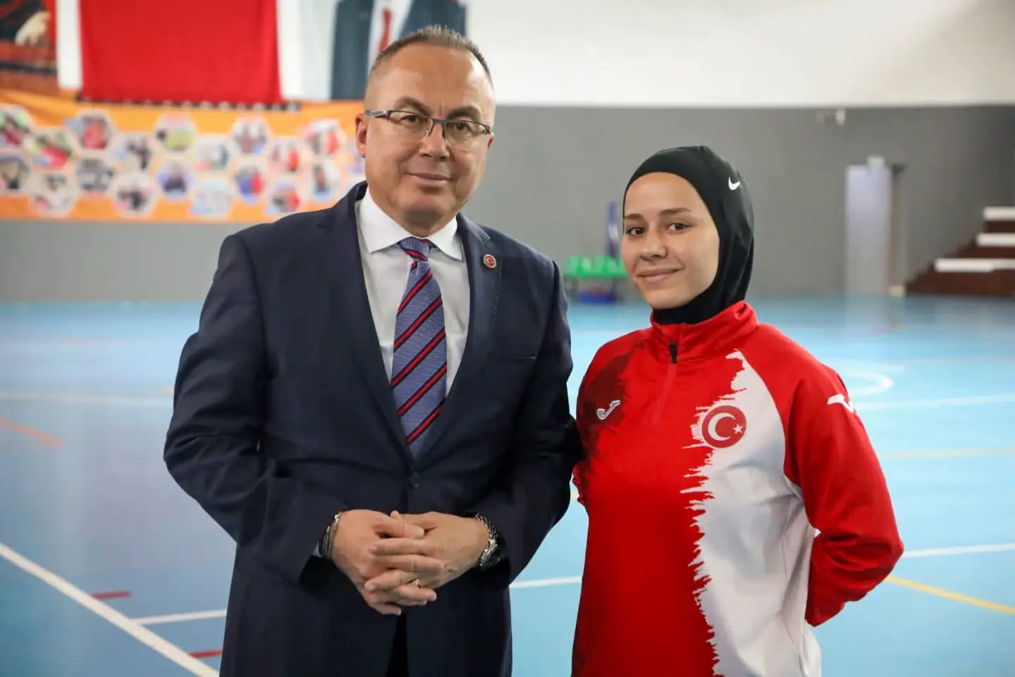 milli-takim-kamp-ziyaret-2.jpg